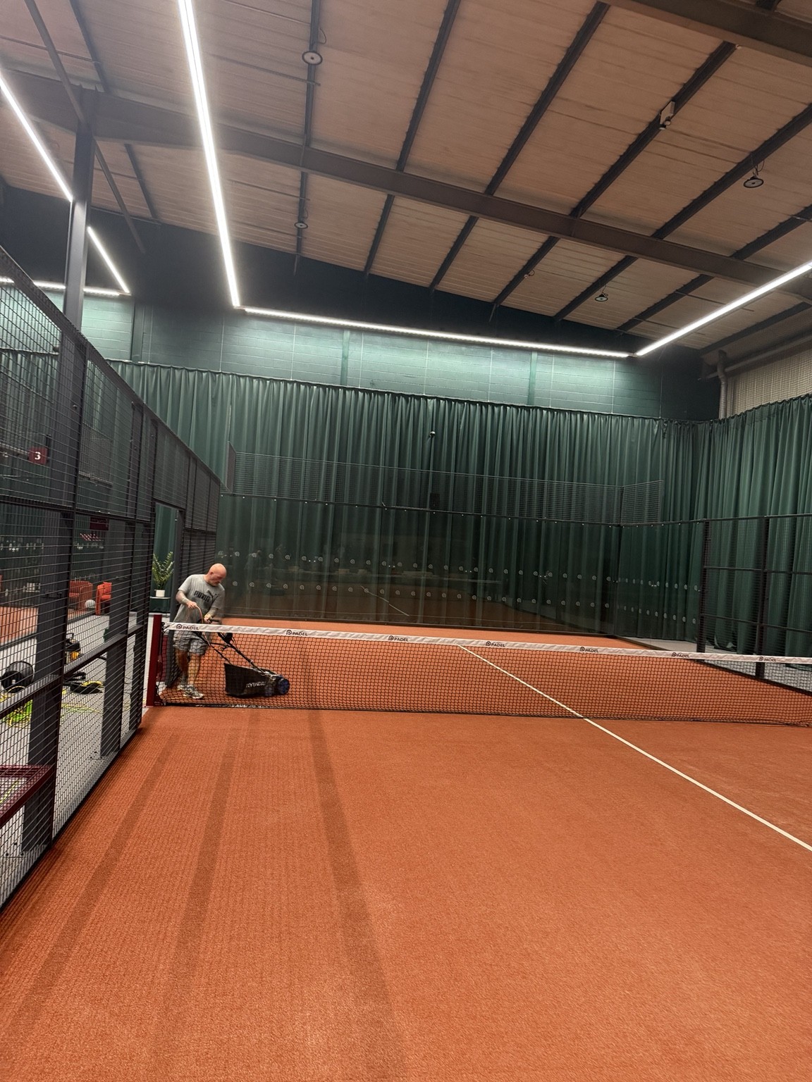 Finished padel court after NW Padel Care floor maintenance